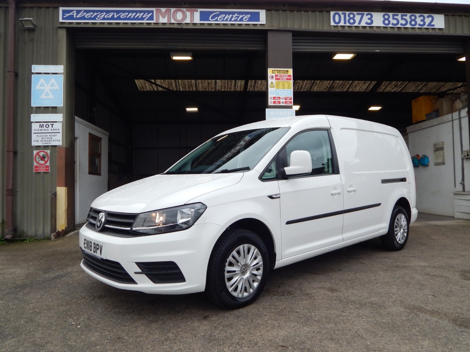 Volkswagen Caddy Maxi Listing Image