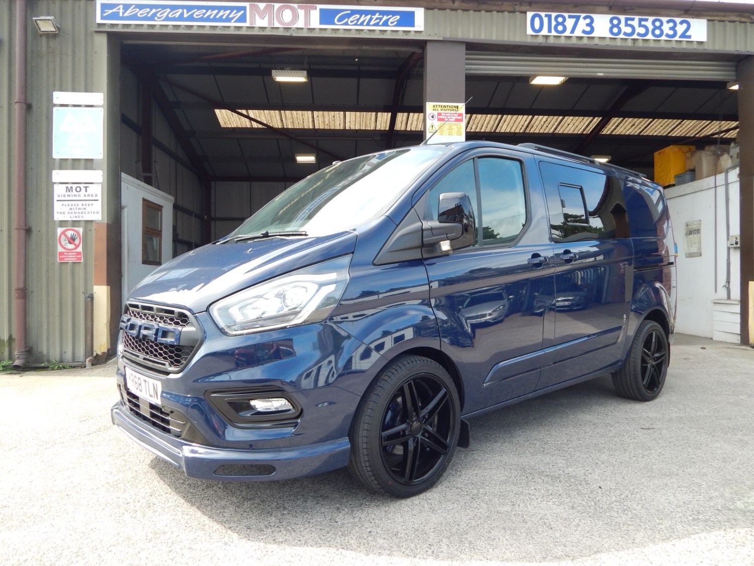 Ford Transit Custom Listing Image