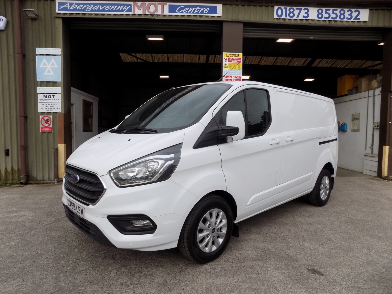 Ford Transit Custom Listing Image