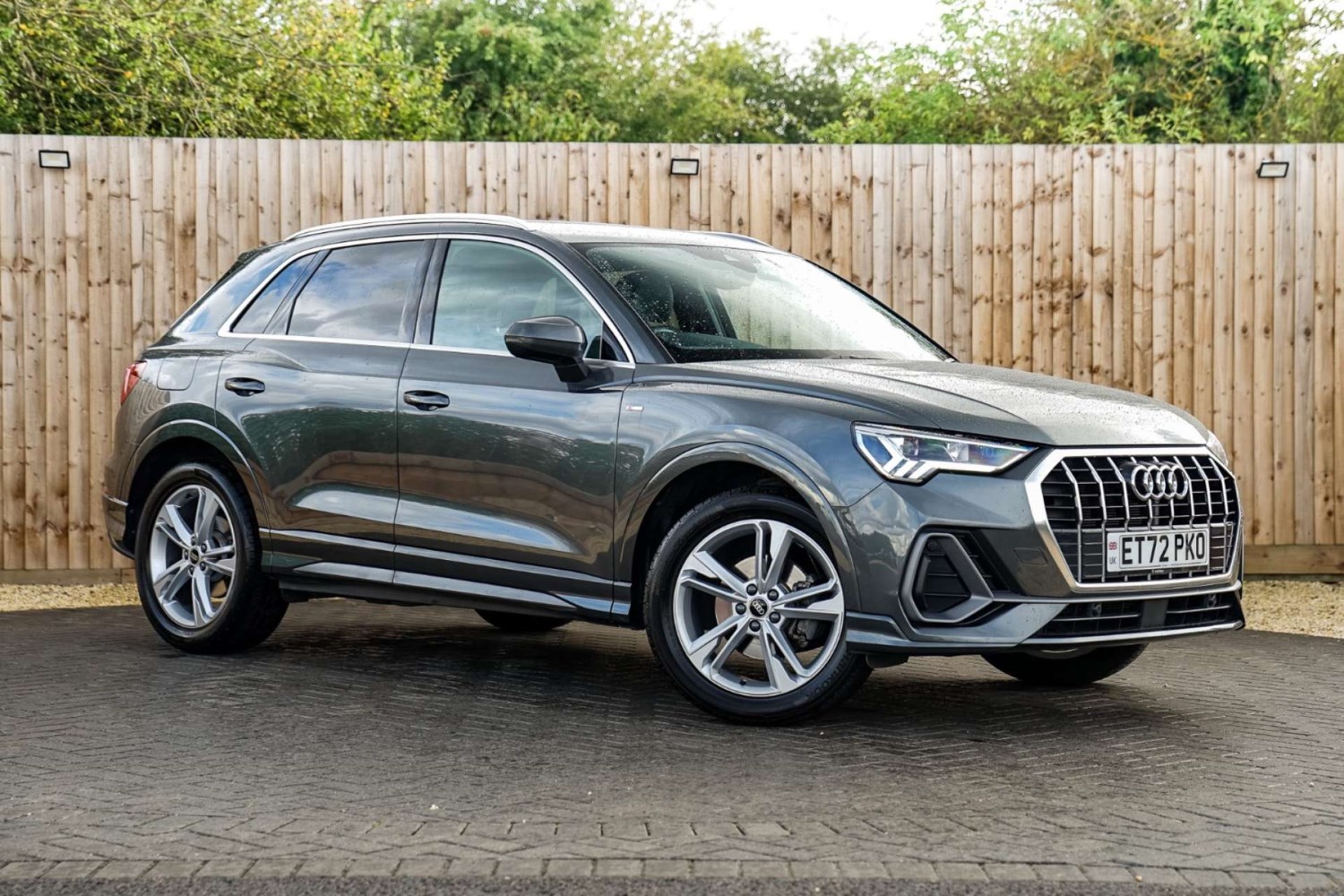 Audi Q3 Listing Image