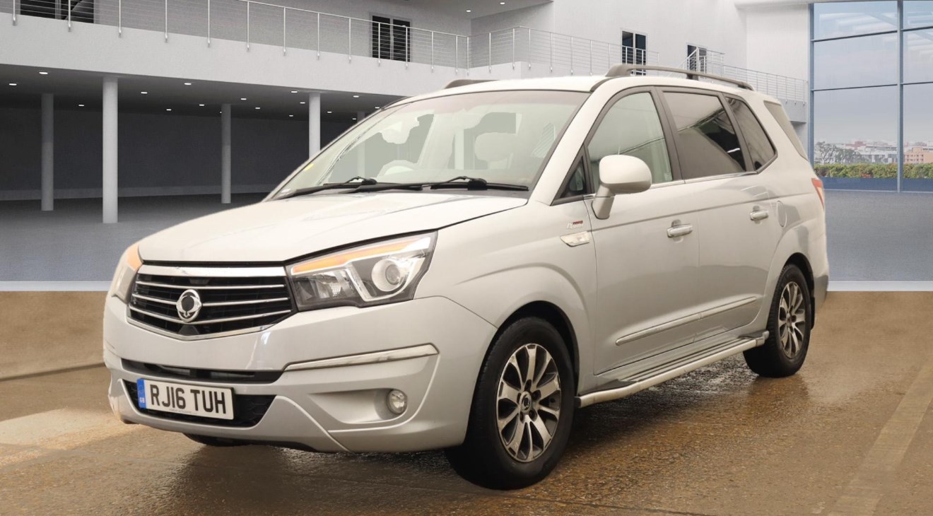 SsangYong Rodius Listing Image