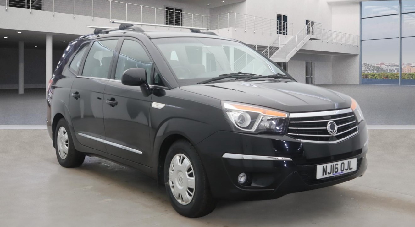 SsangYong Rodius Listing Image