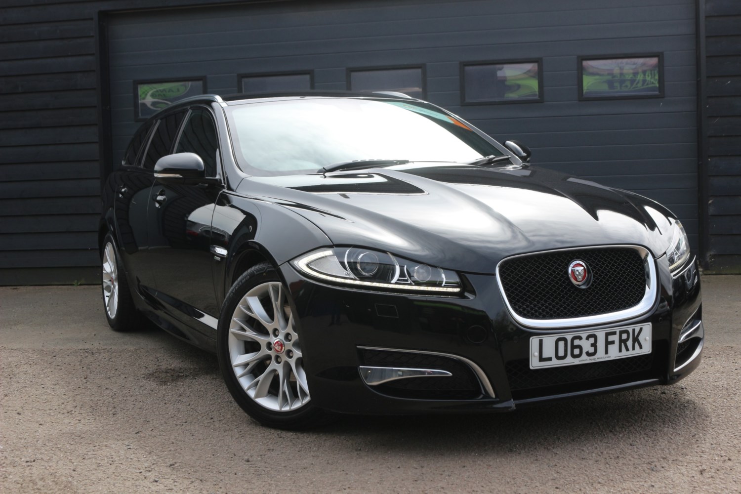 Jaguar XF Listing Image