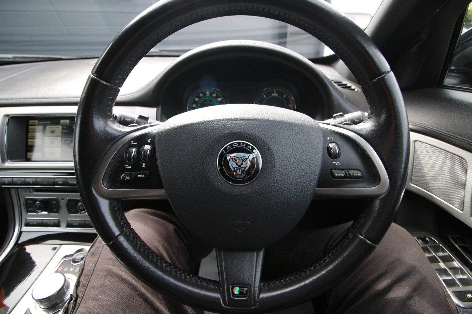 Jaguar XF Listing Image