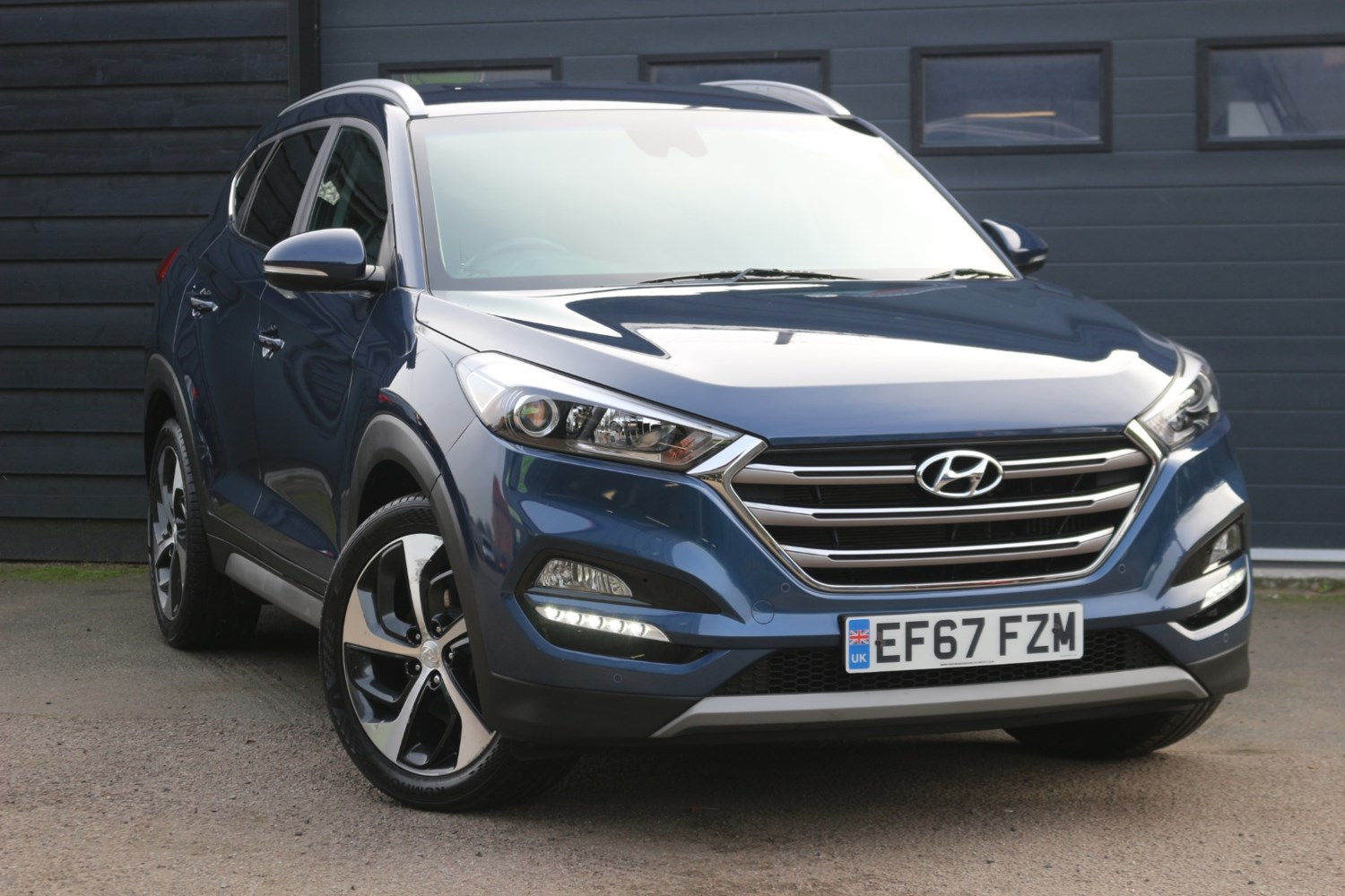 Hyundai TUCSON Listing Image