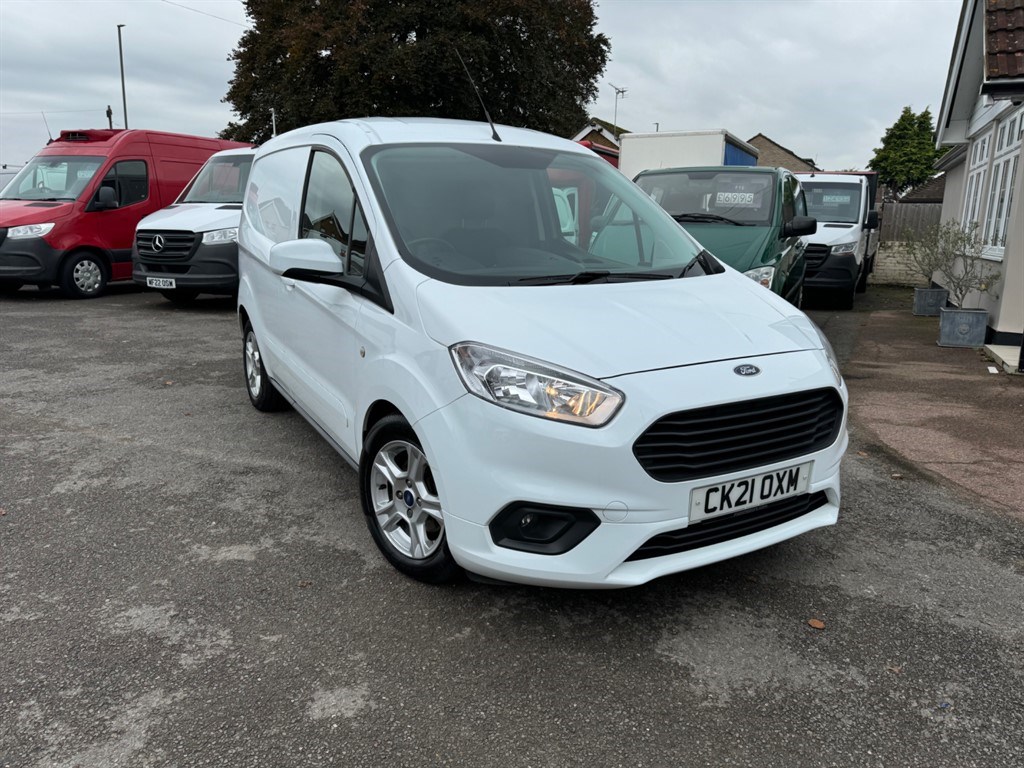 Ford Transit Courier Listing Image