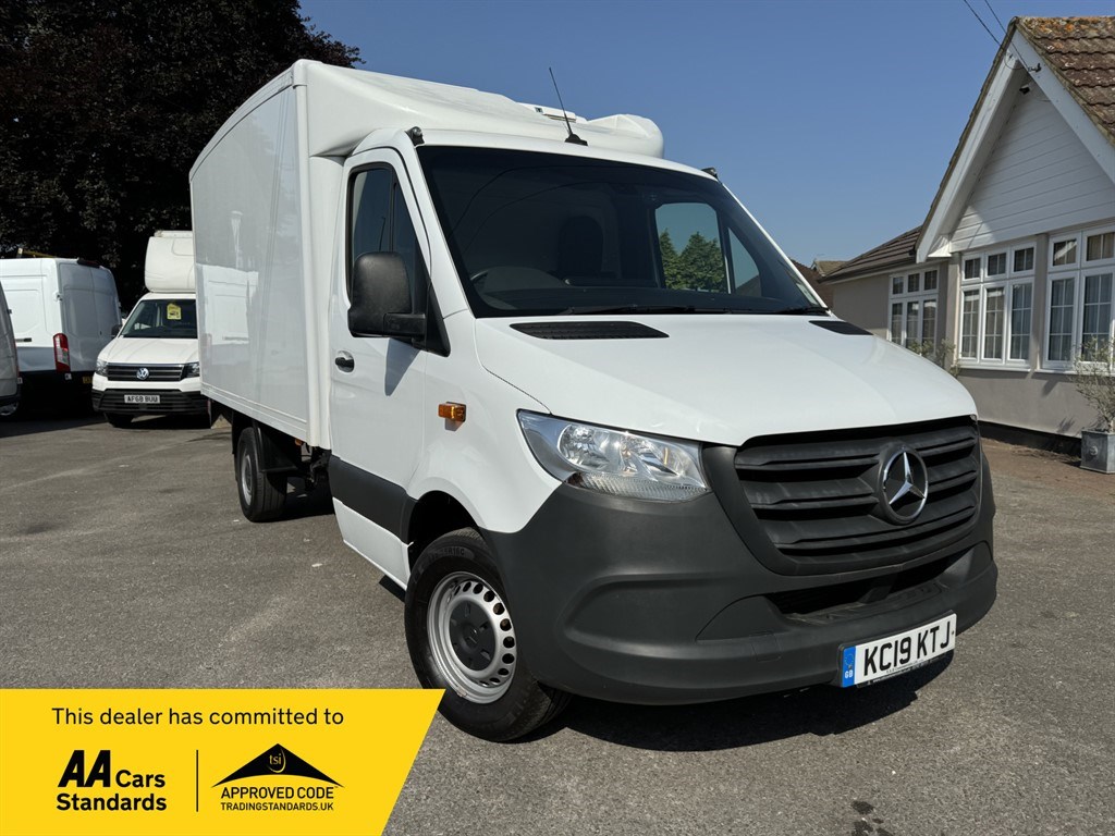 Mercedes-Benz Sprinter Listing Image