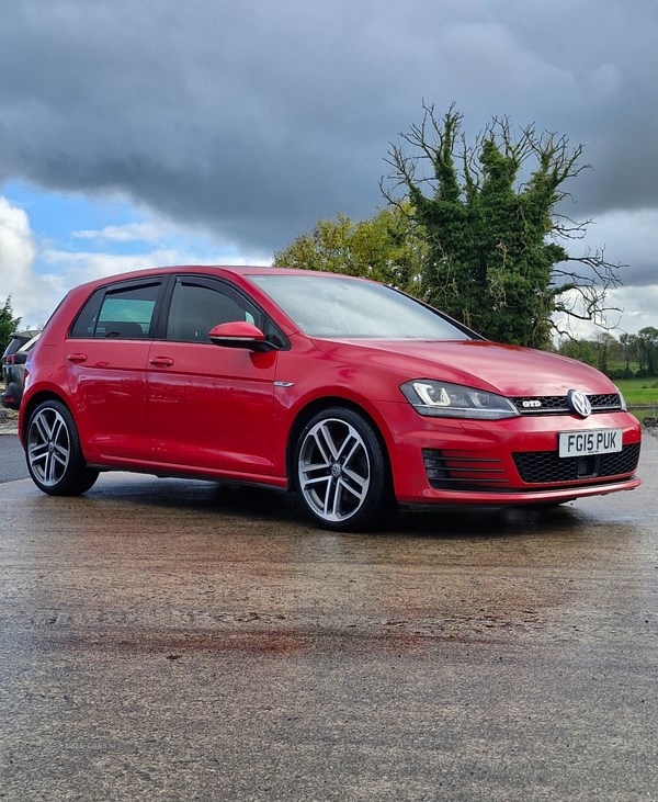 Volkswagen Golf Listing Image