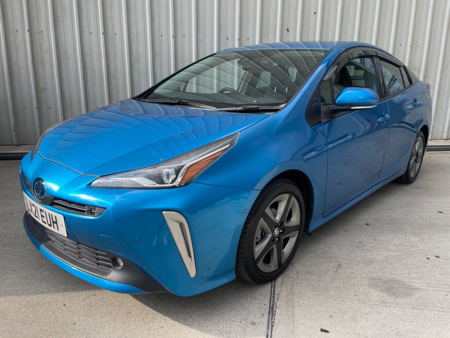 Toyota Prius Listing Image