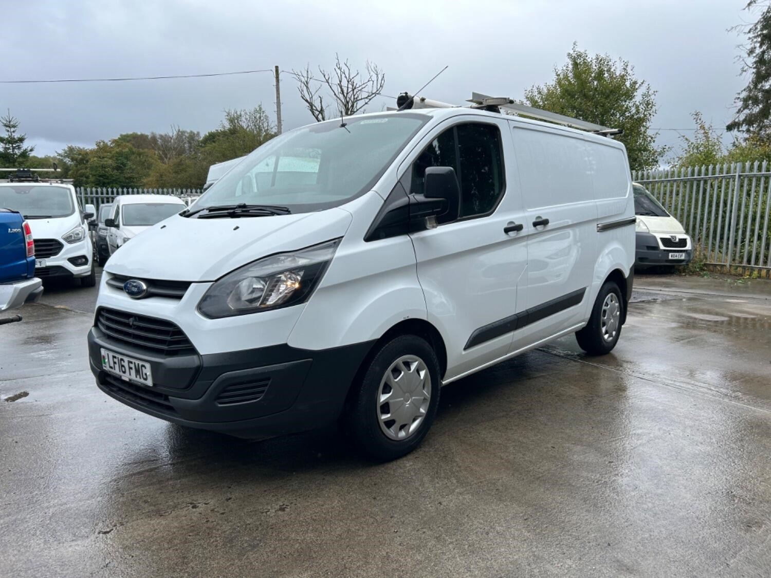 Ford Transit Custom Listing Image