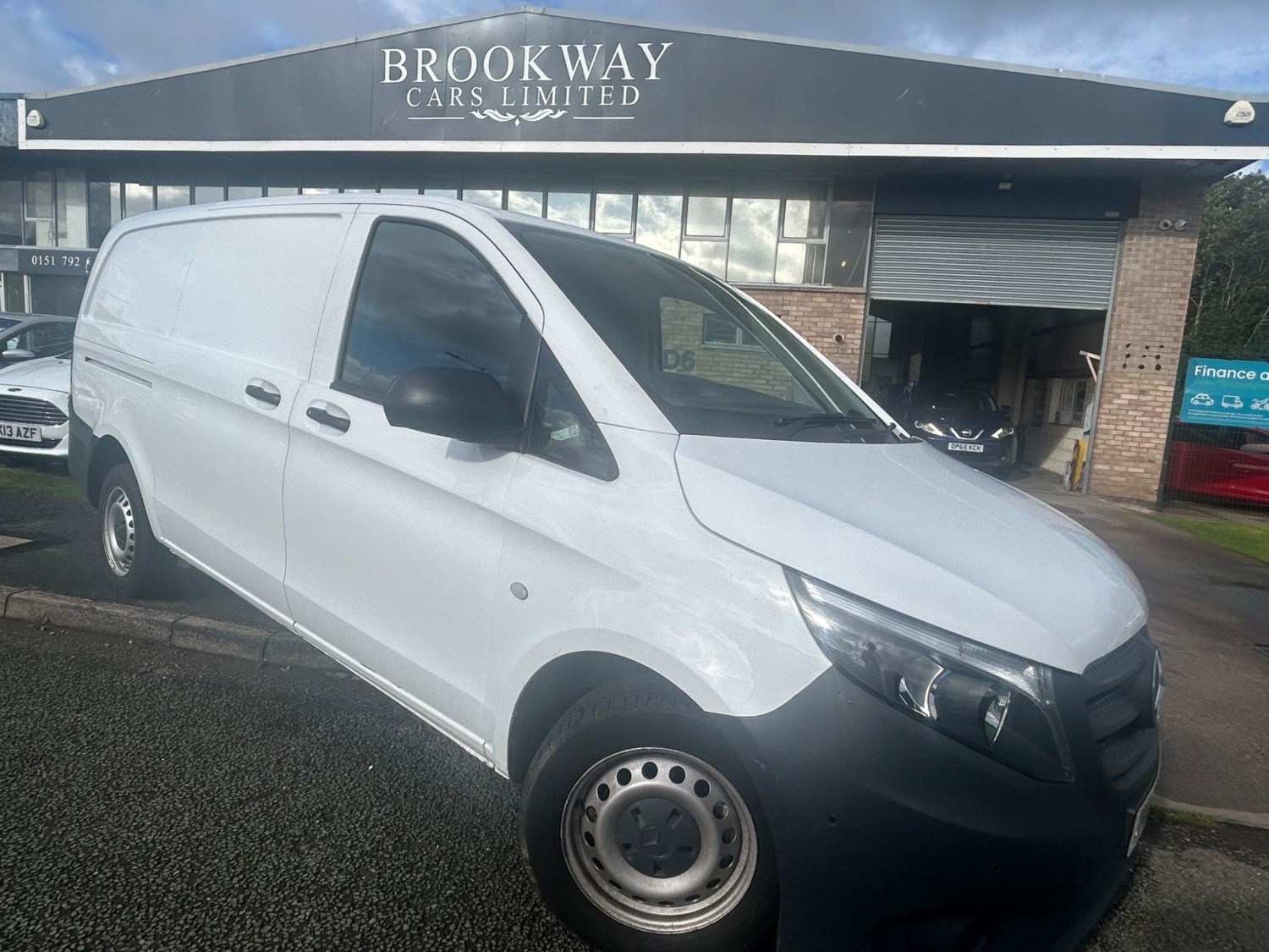 Mercedes-Benz Vito Listing Image