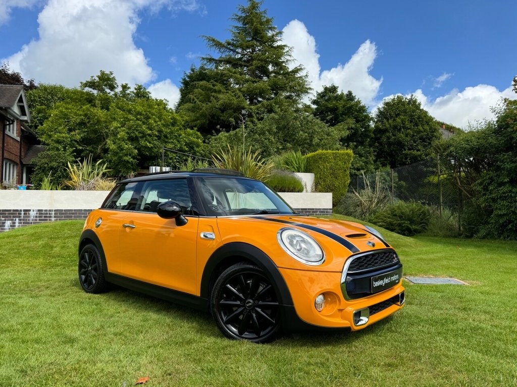 MINI Hatch Listing Image