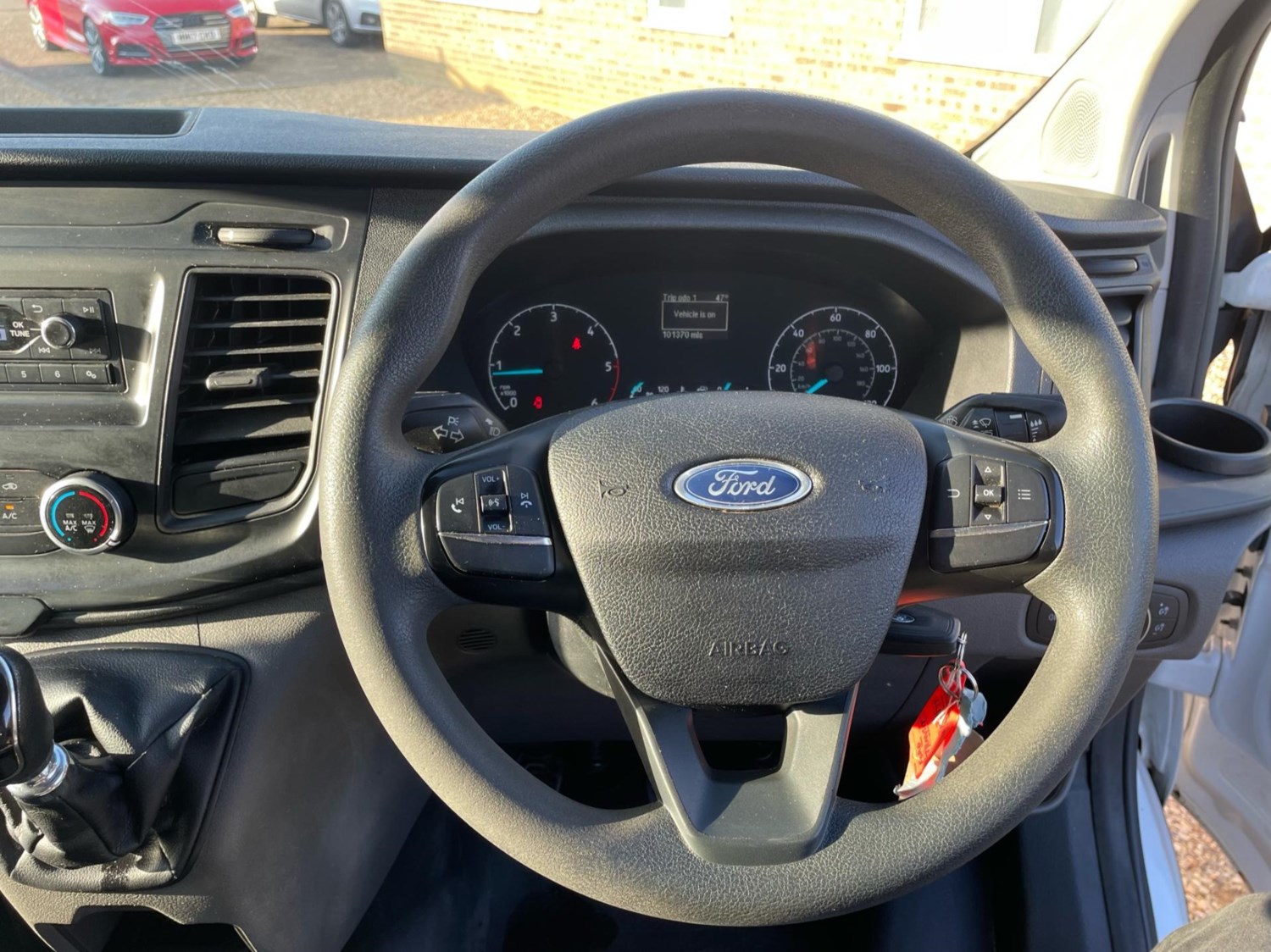 Ford Transit Custom Listing Image