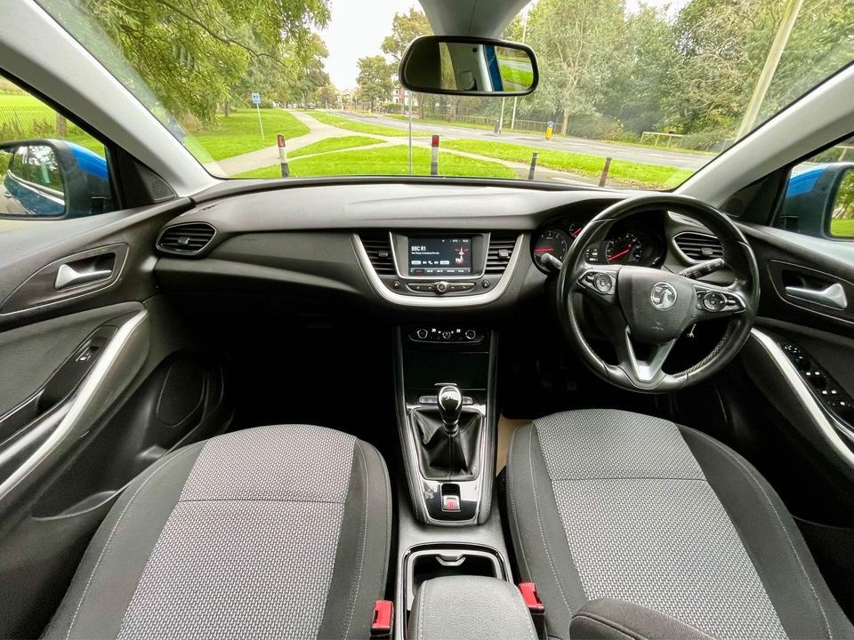 Vauxhall Grandland X Listing Image