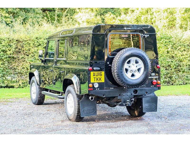 Land Rover Defender 110 Listing Image