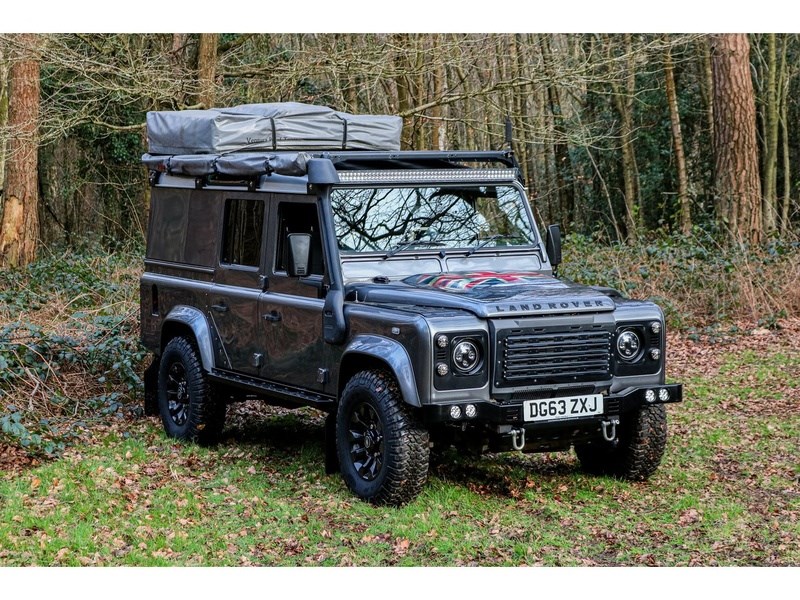 Land Rover Defender 110 Listing Image