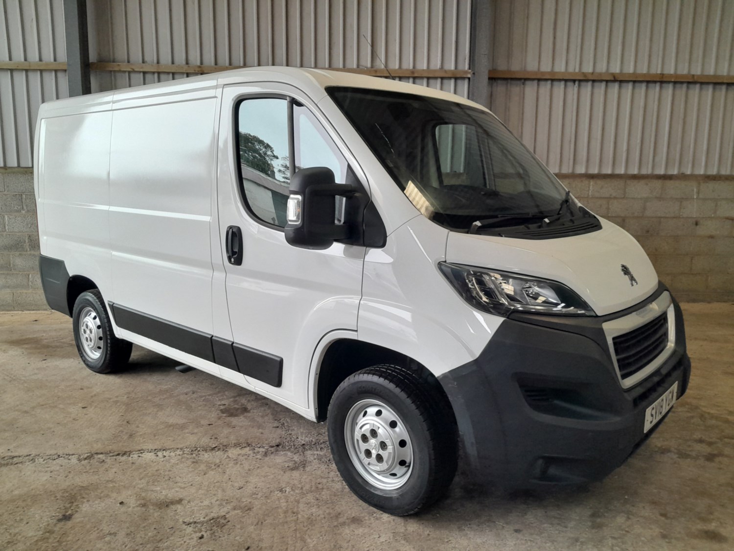 Peugeot Boxer Listing Image