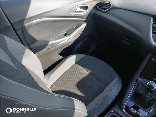 Vauxhall Grandland X Listing Image