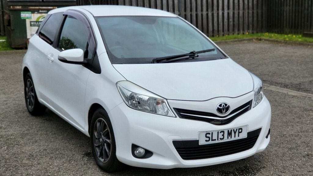 Toyota Yaris Listing Image