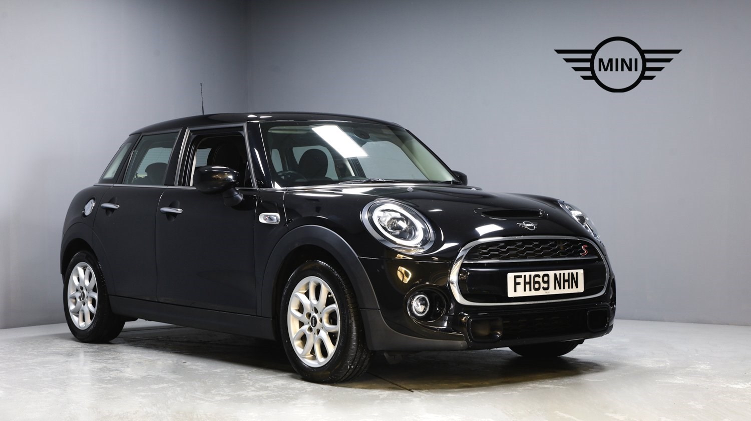 MINI Hatch Listing Image