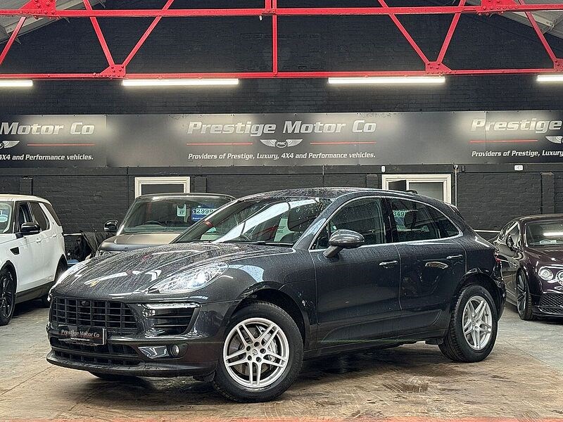 Porsche Macan Listing Image