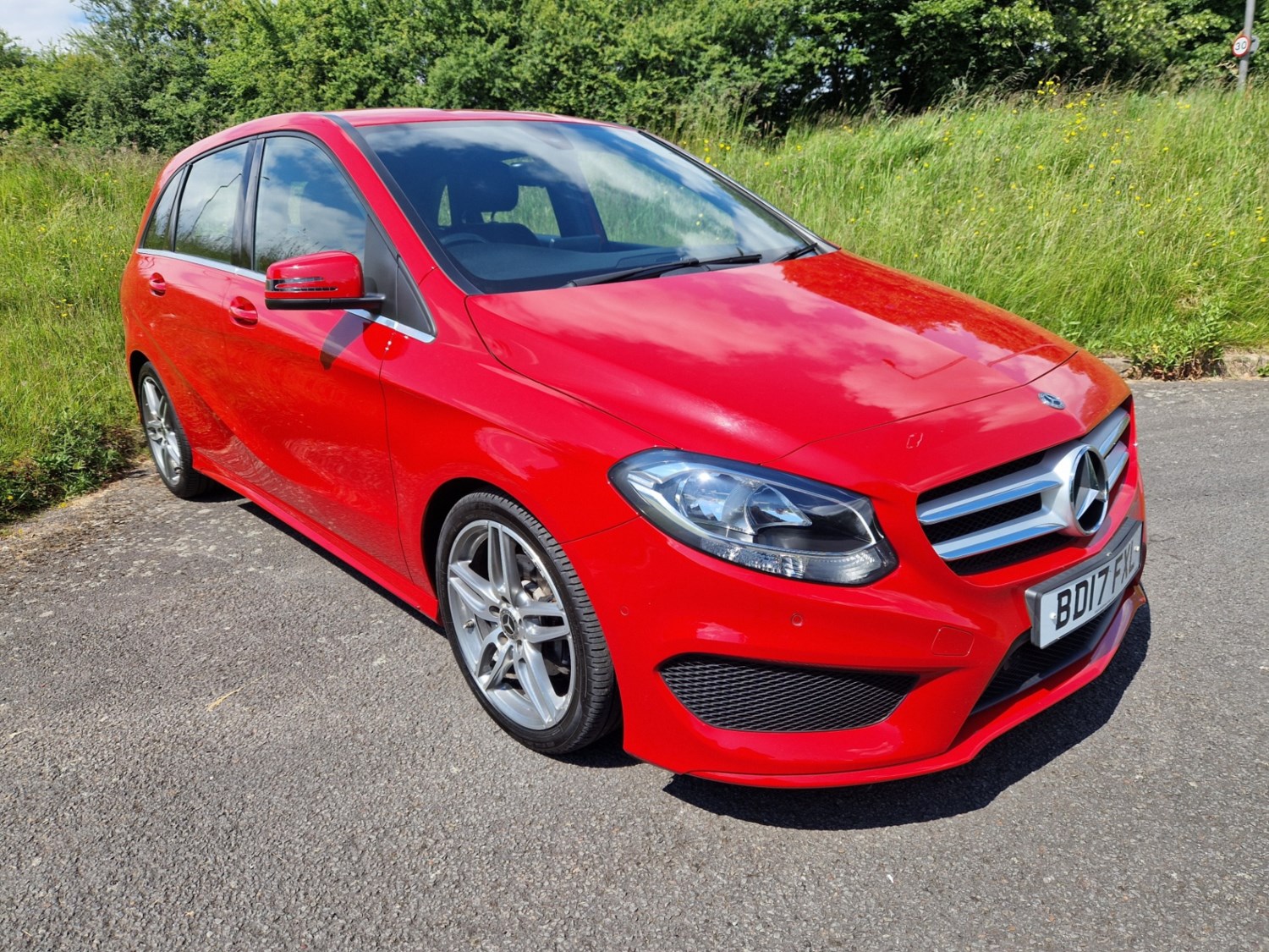 Mercedes-Benz B-Class Listing Image