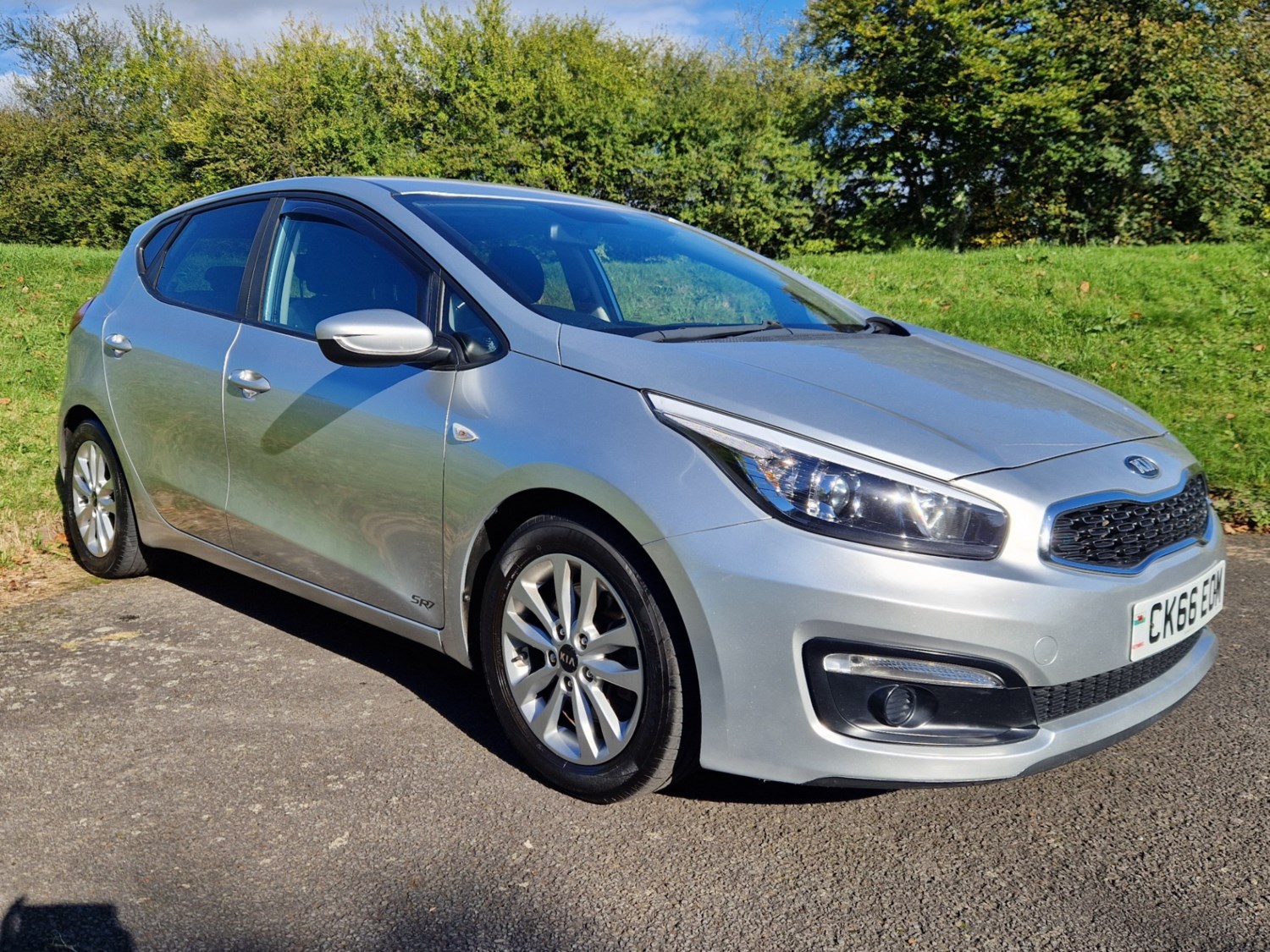 Kia Ceed Listing Image