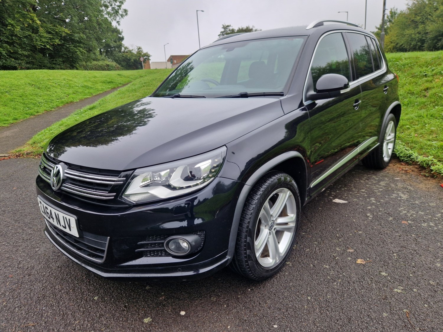 Volkswagen Tiguan Listing Image