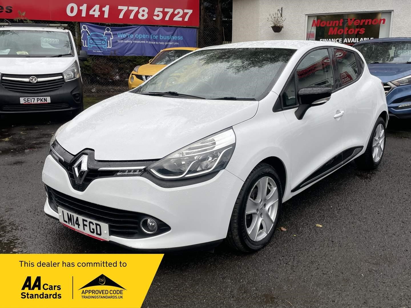 Renault Clio Listing Image