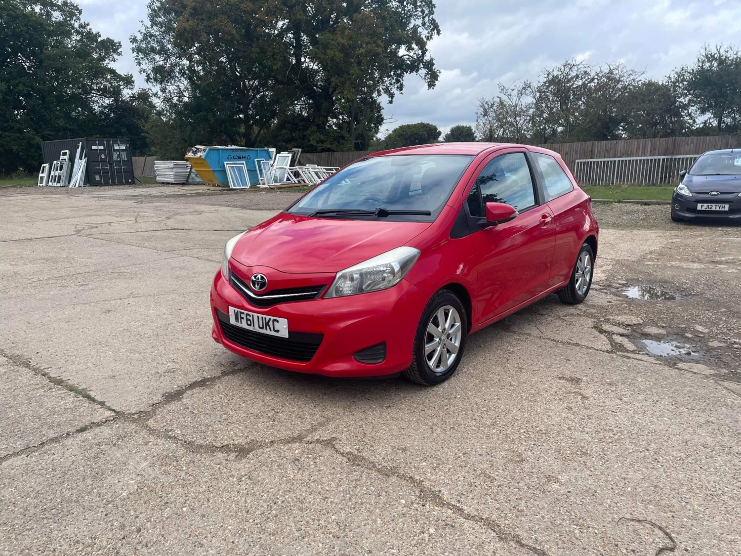 Toyota Yaris Listing Image