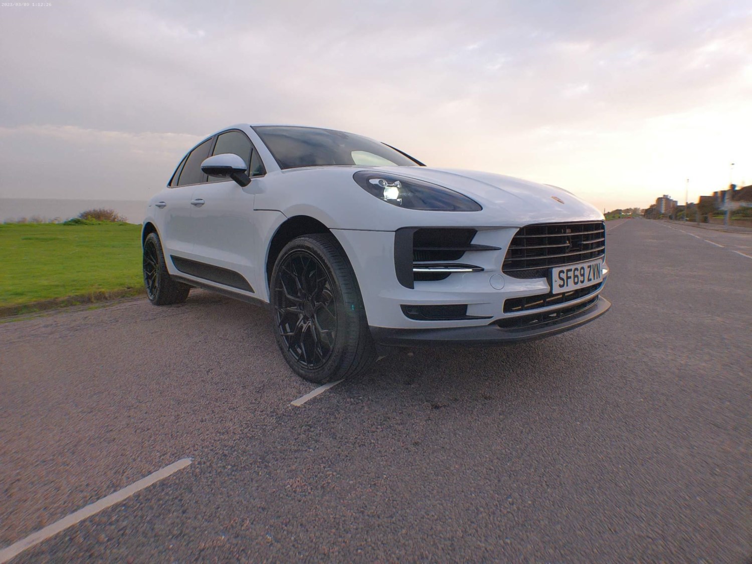 Porsche Macan Listing Image