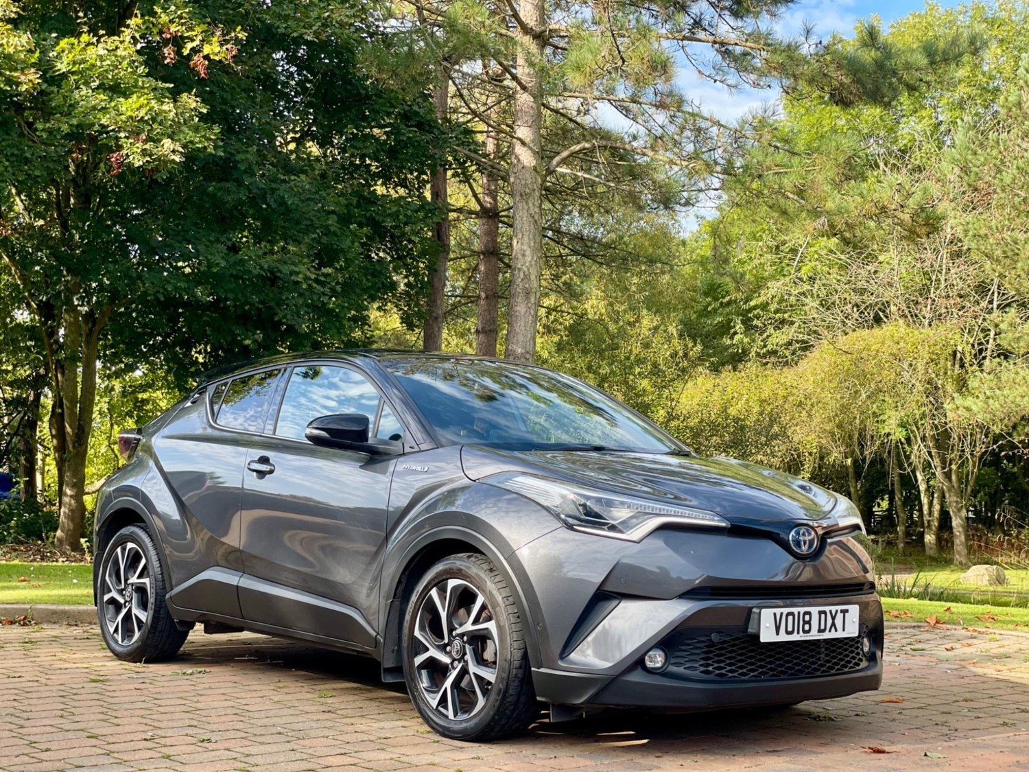 Toyota C-HR Listing Image