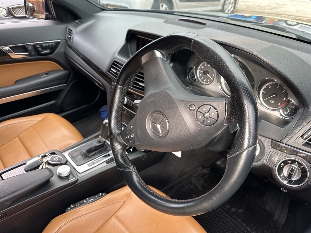 Mercedes-Benz E-Class Listing Image