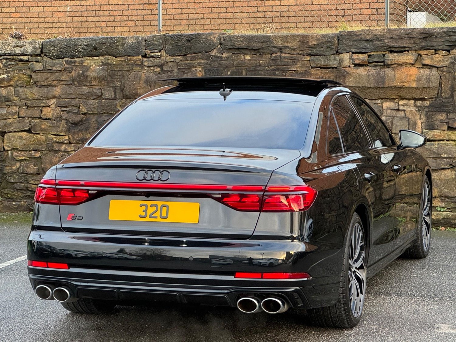 Audi S8 Listing Image