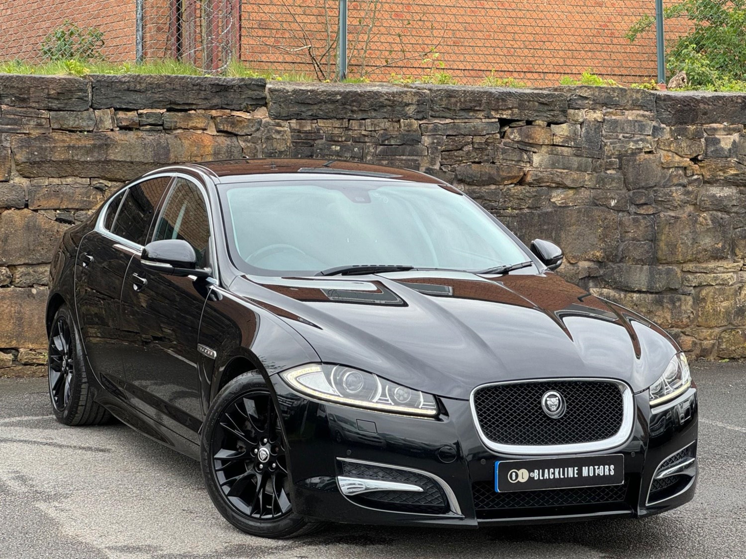 Jaguar XF Listing Image