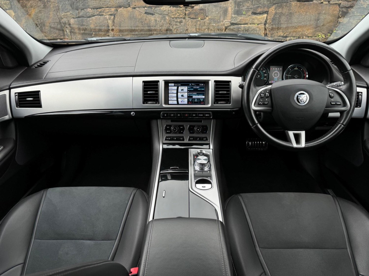 Jaguar XF Listing Image