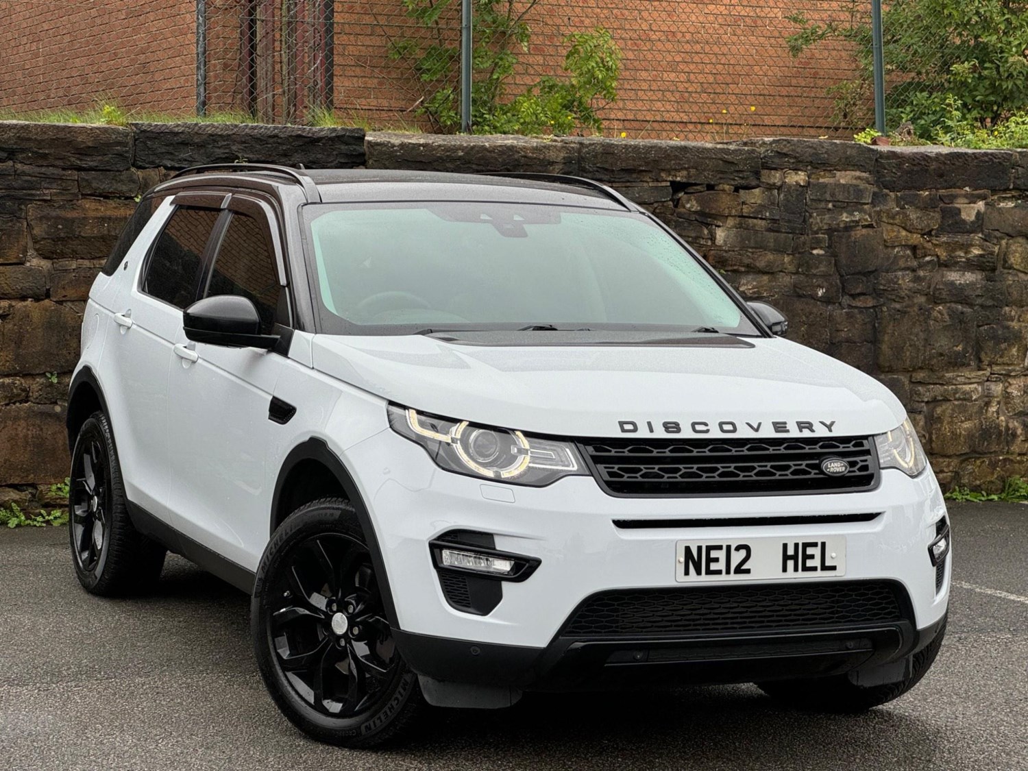 Land Rover Discovery Sport Listing Image