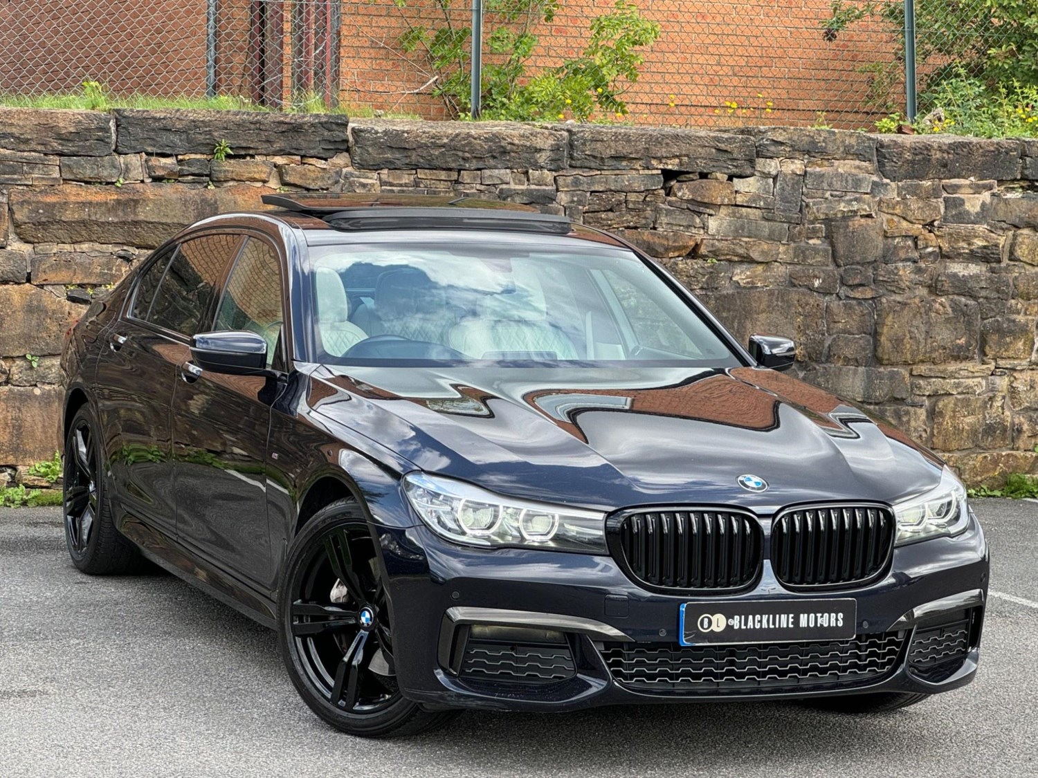 BMW 7 Series Listing Image