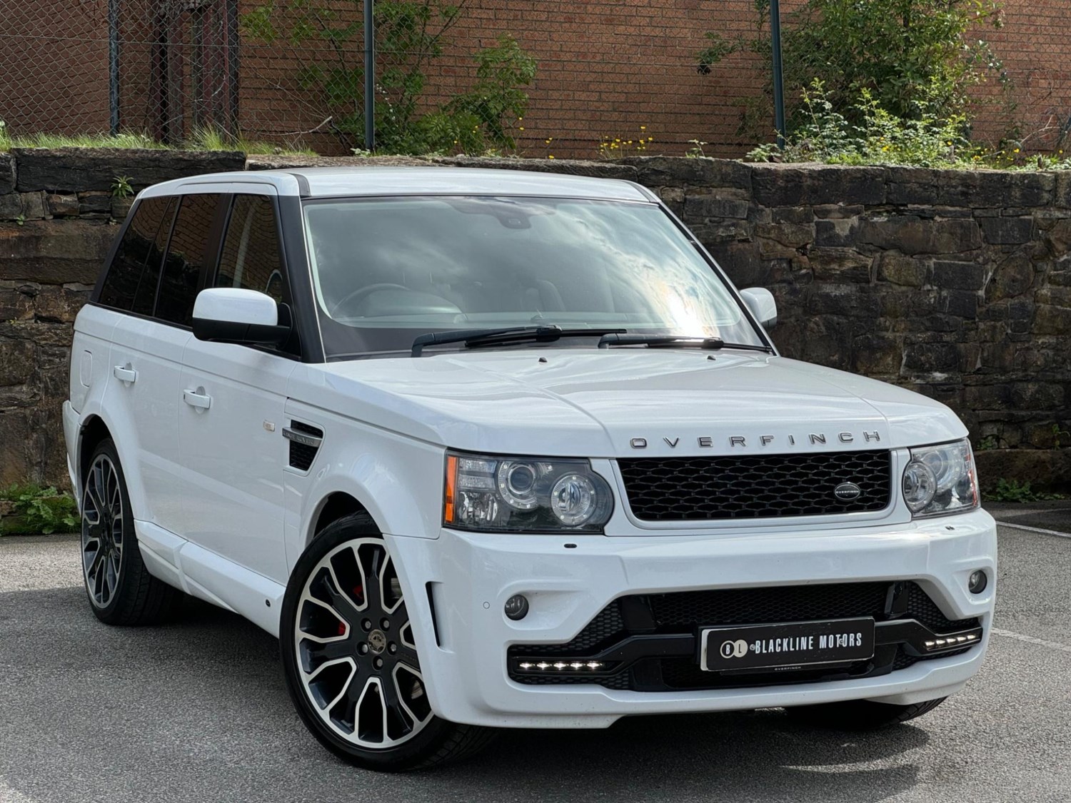 Land Rover Range Rover Sport Listing Image