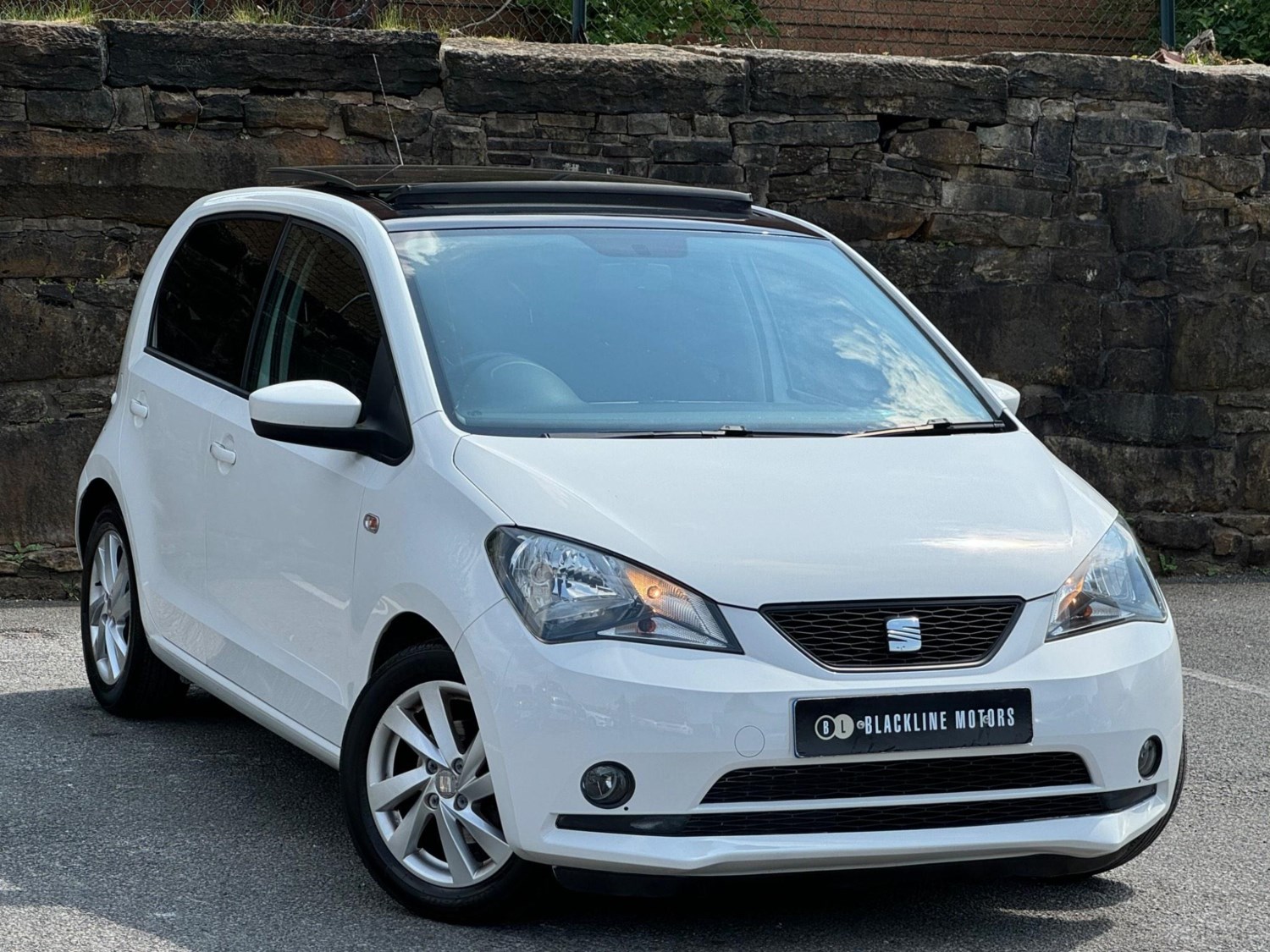 SEAT Mii Listing Image