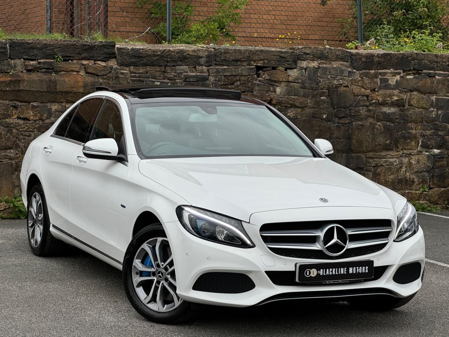 Mercedes-Benz C-Class Listing Image