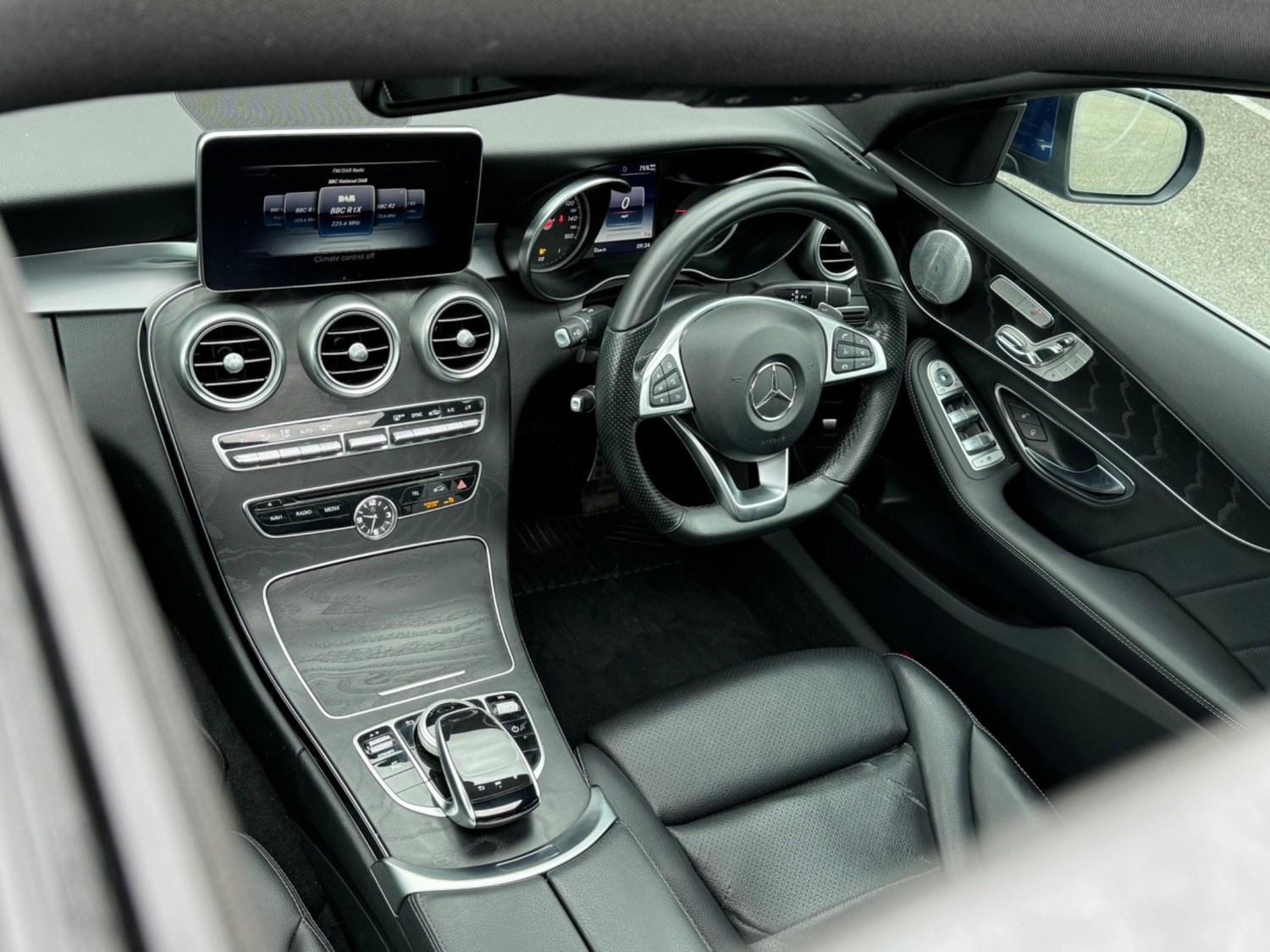 Mercedes-Benz C-Class Listing Image