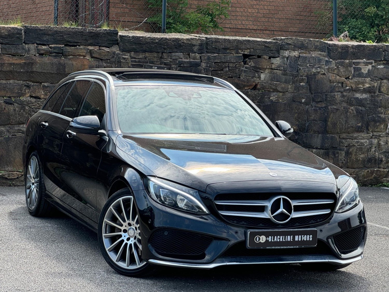 Mercedes-Benz C-Class Listing Image