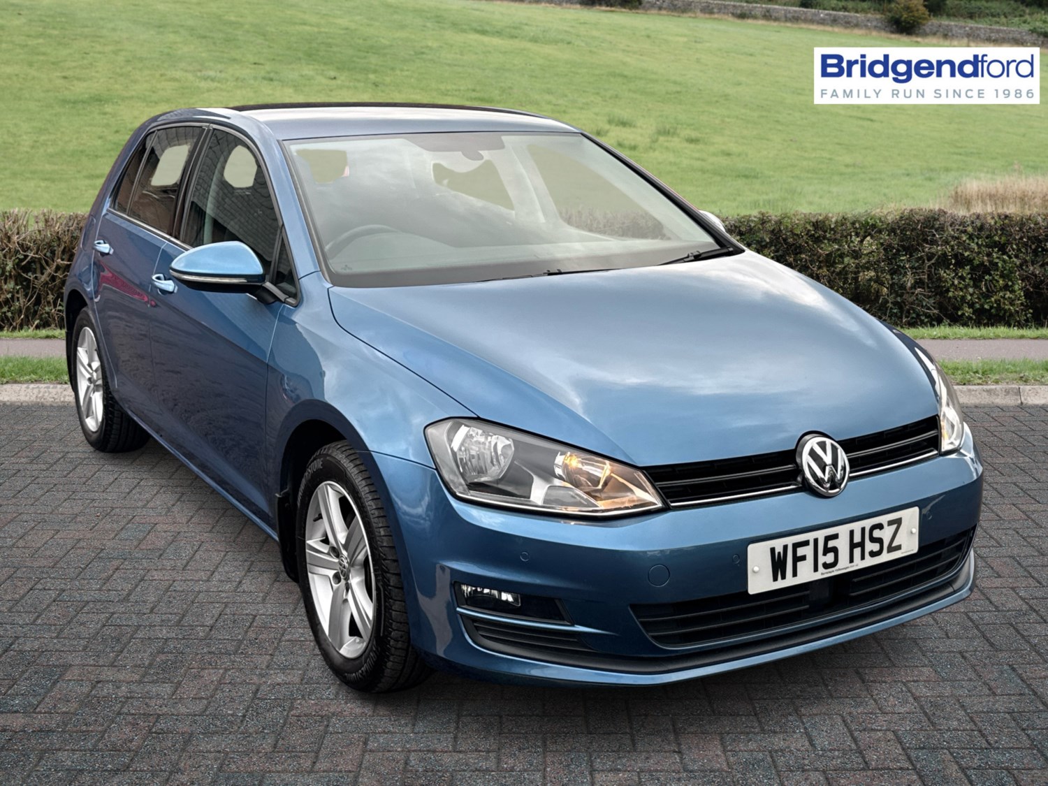 Volkswagen Golf Listing Image