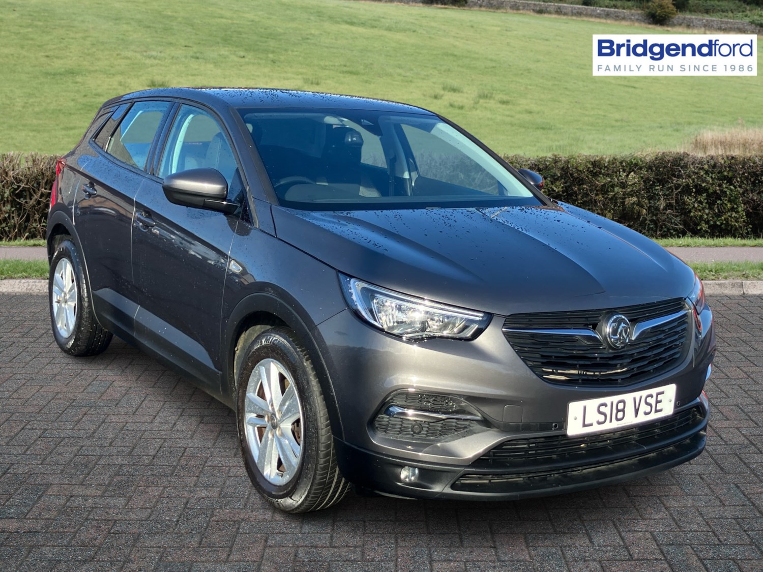 Vauxhall Grandland X Listing Image