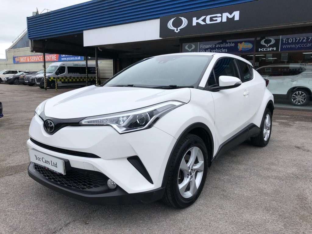 Toyota C-HR Listing Image