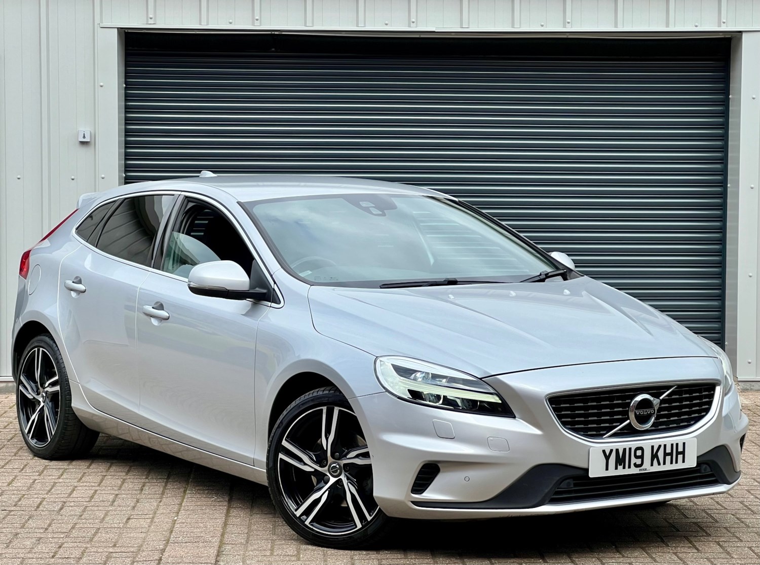 Volvo V40 Listing Image