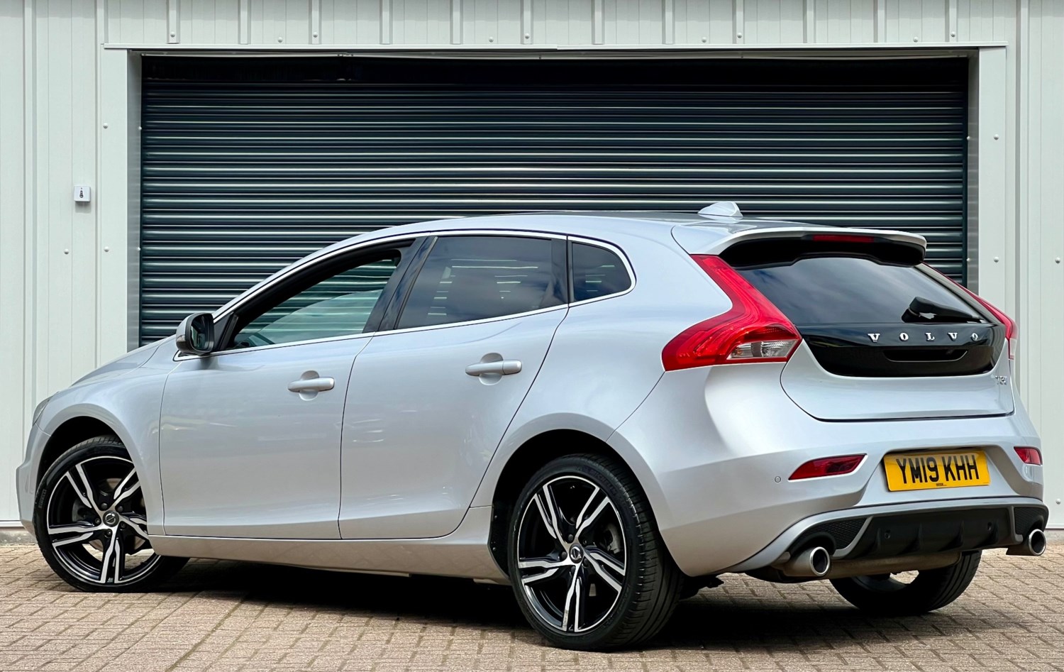 Volvo V40 Listing Image