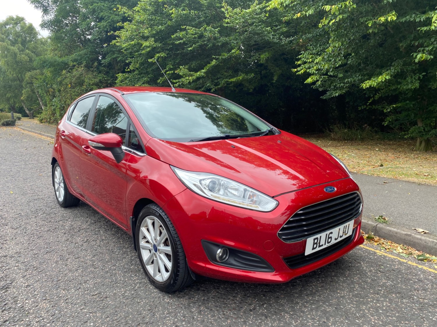 Ford Fiesta Listing Image