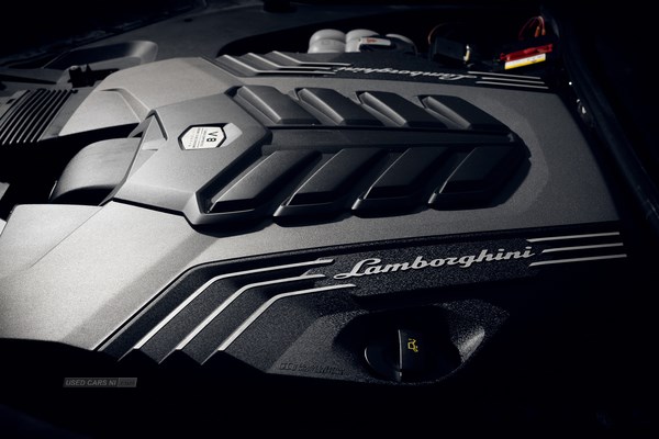 Lamborghini Urus Listing Image